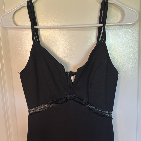 Astr the Label plunge neck sheath dress in size Small - Picture 6 of 12